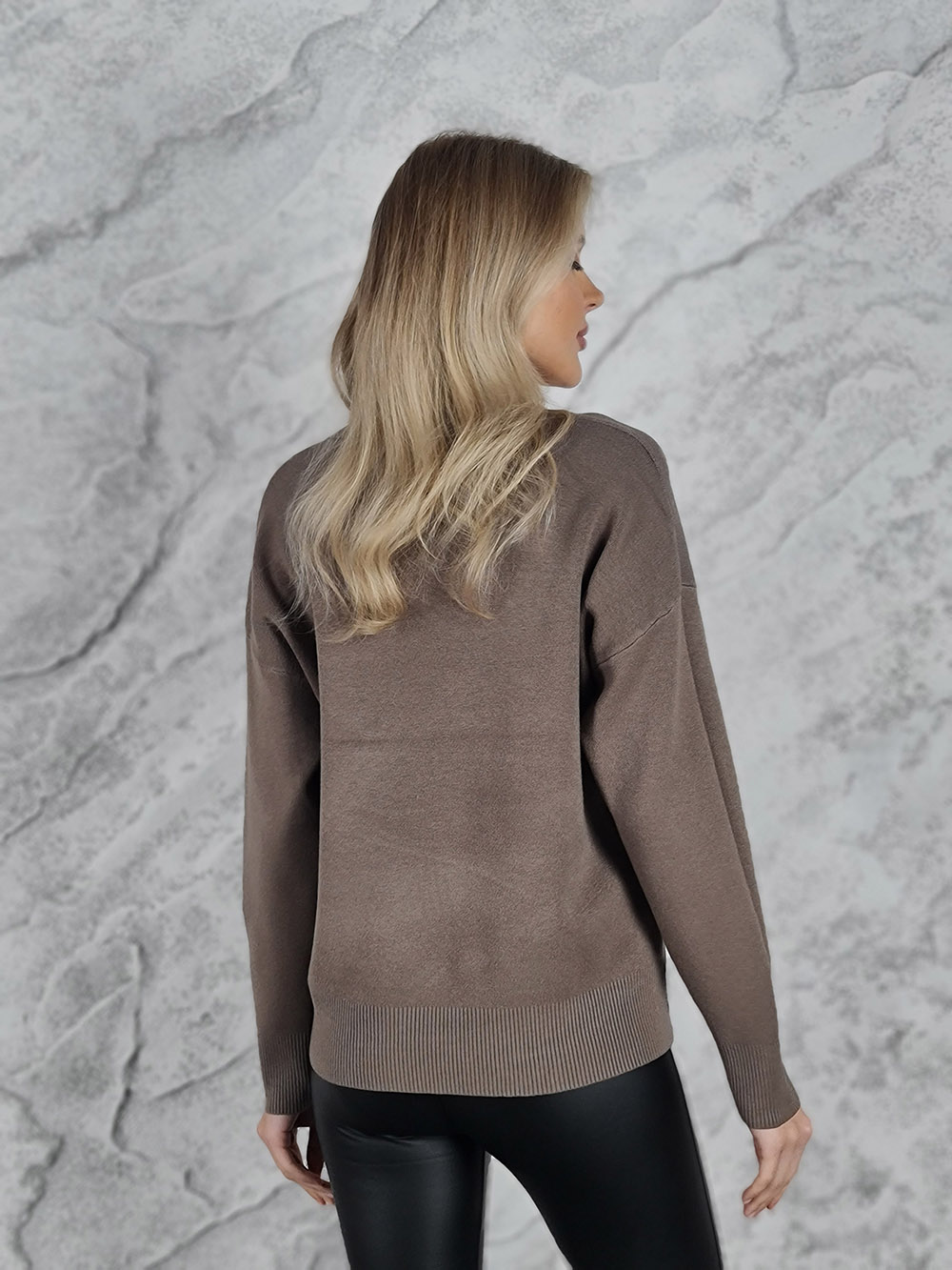 Поло BEAUTY WOMEN с золотыми пуговицами карамель, фотография №3