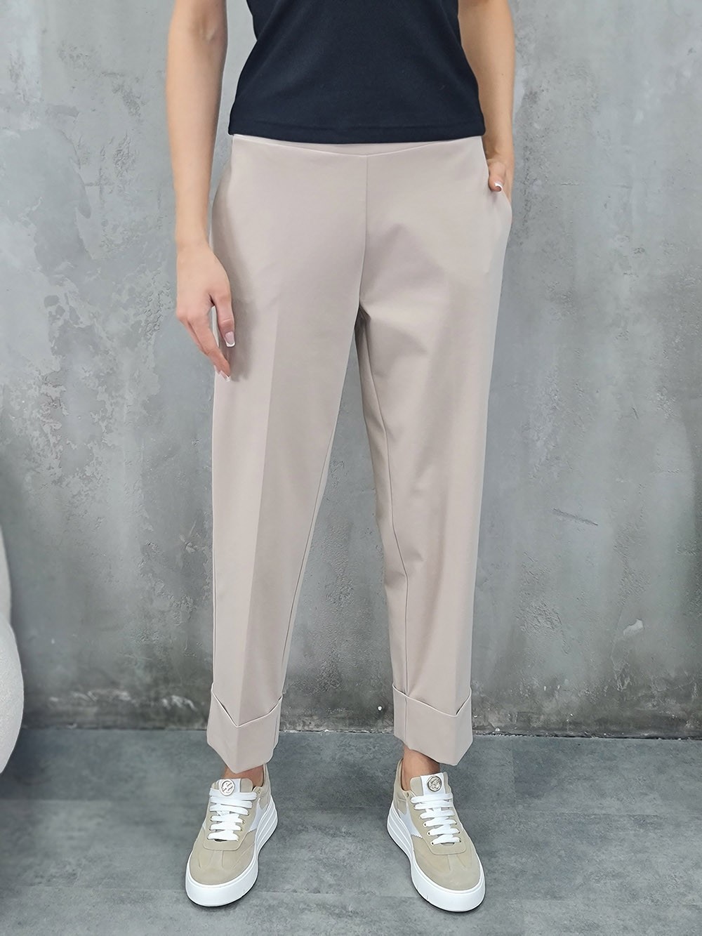 Брюки PAQUITO на резинке с манжетами бежевые, фотография №1