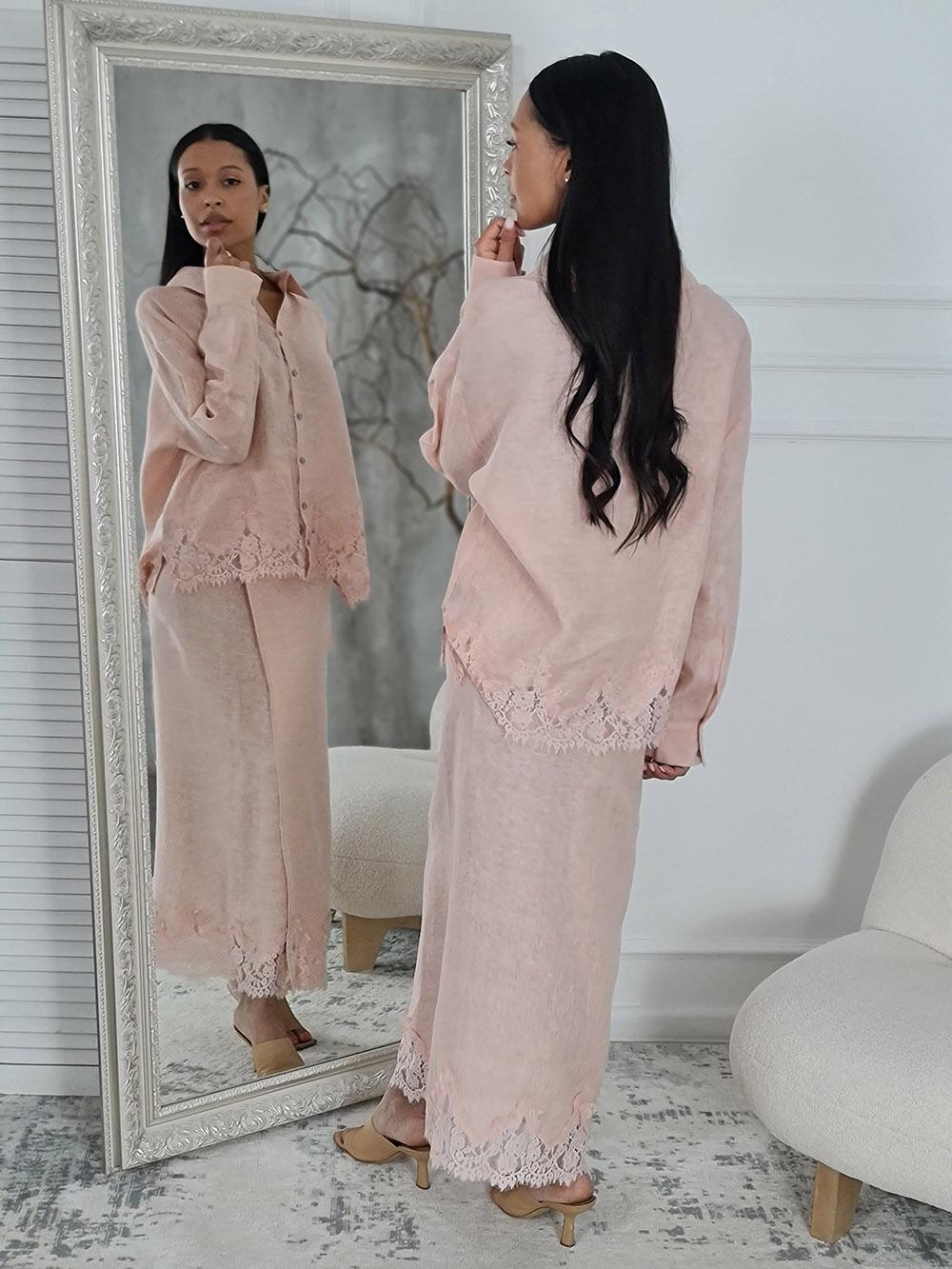 Юбка Atelier Emi с кружевом снизу пудра, фотография №2