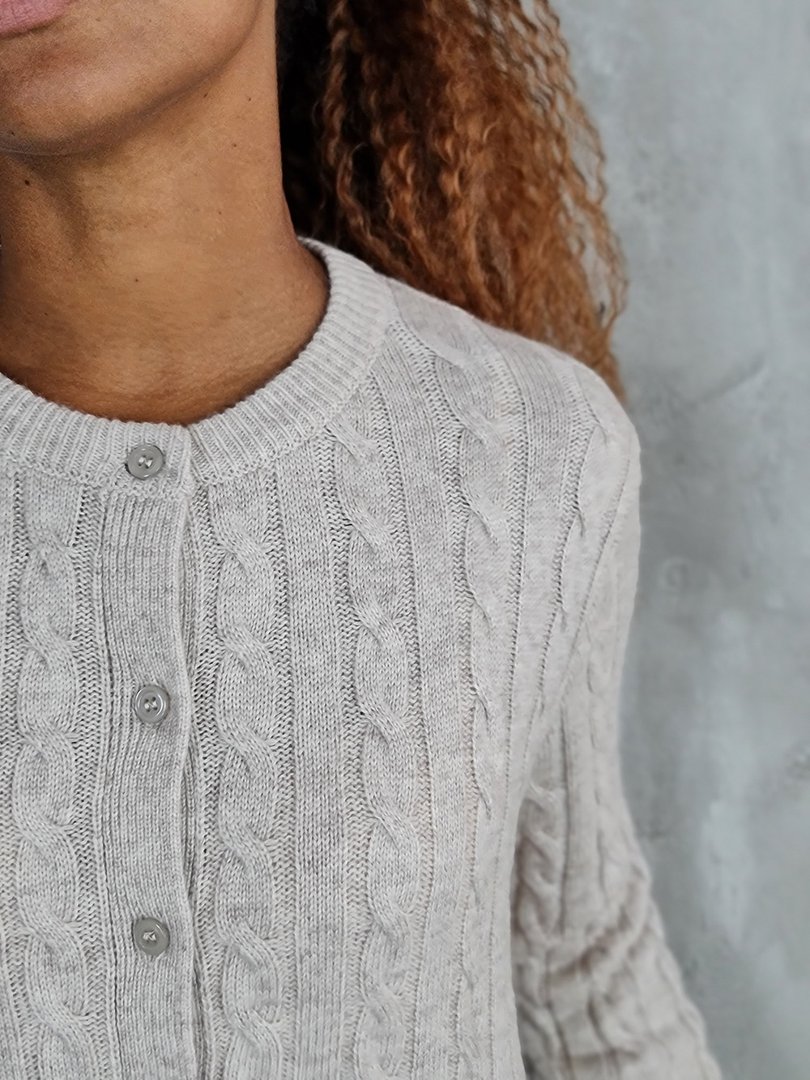 Кардиган Lara плетение "косичка" кремовый, фотография №4