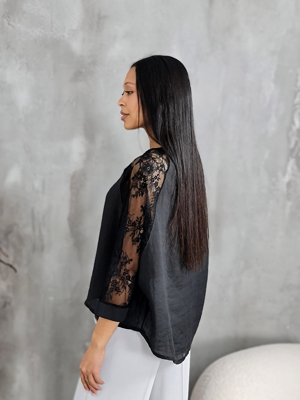 Блузка WI&CO с кружевными рукавами черная , фотография №2