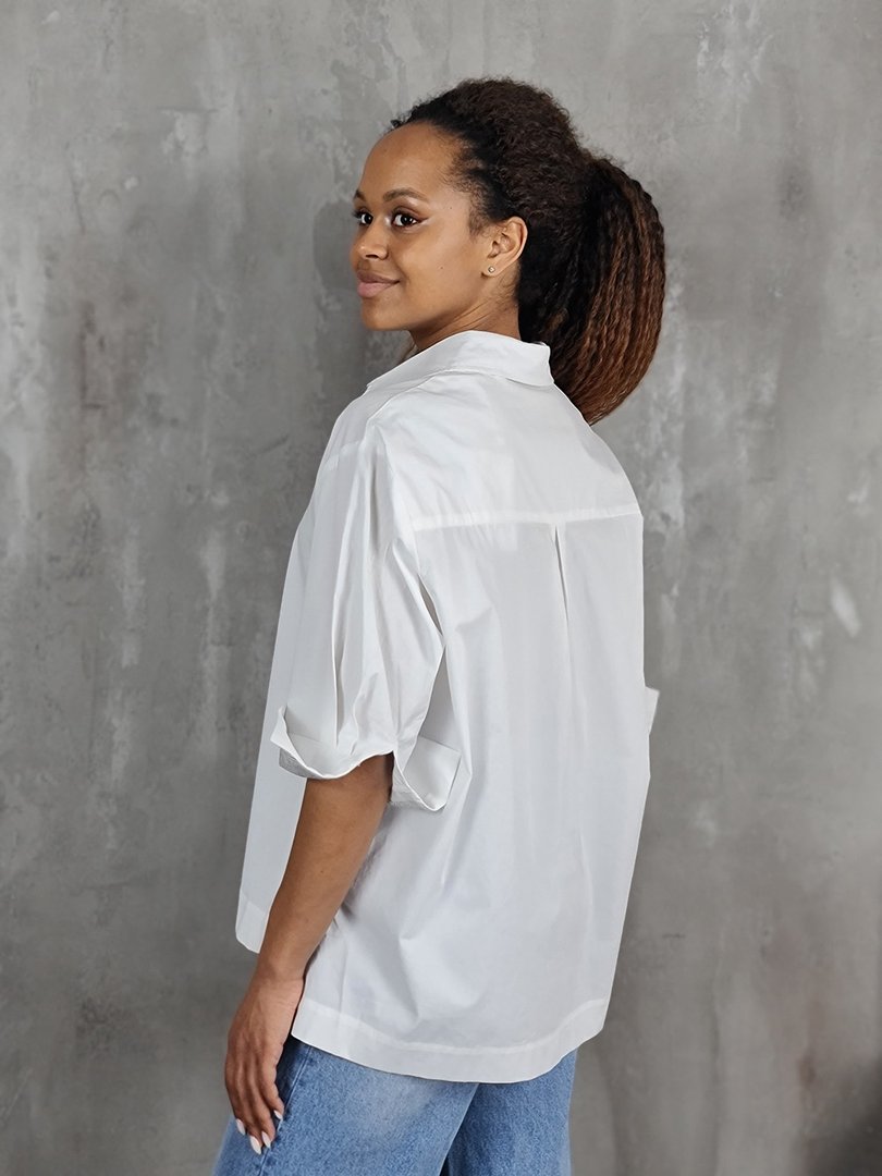 Рубашка J&J Couture с рукавом 3/4 и стразами на рукавах белая, фотография №3