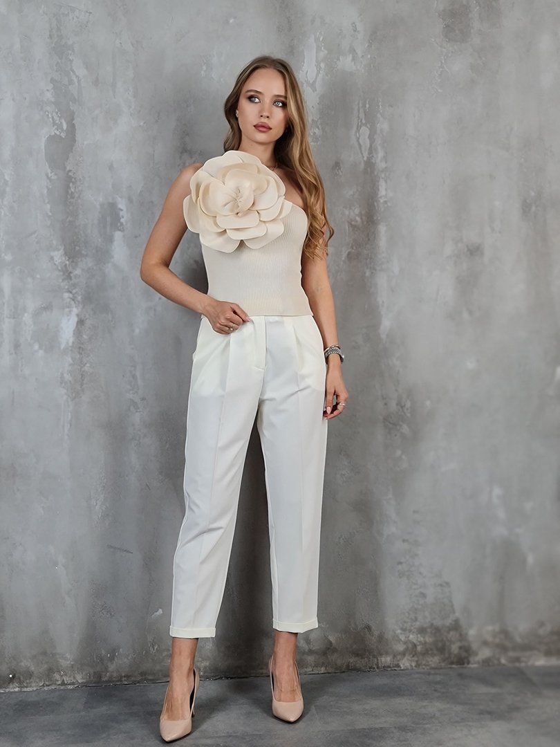 Топ GD на одно плечо с объемным цветком кремовый, фотография №4