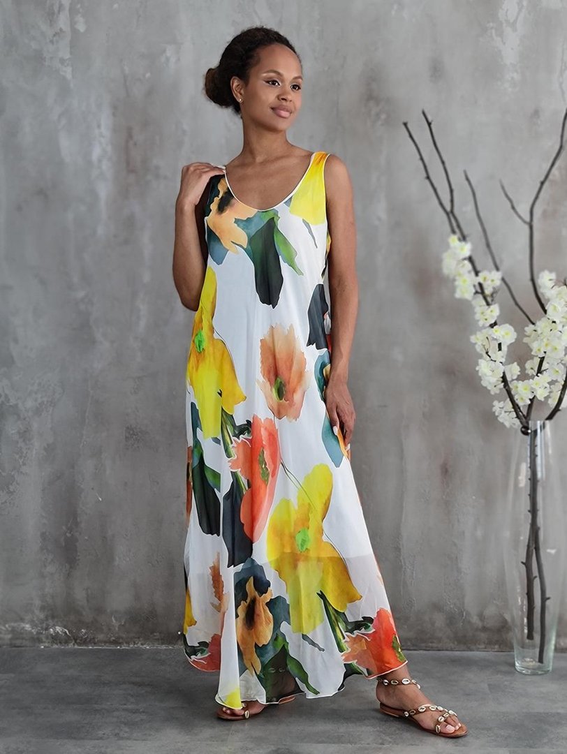 Платье Silk New с цветочным принтом белое, фотография №1