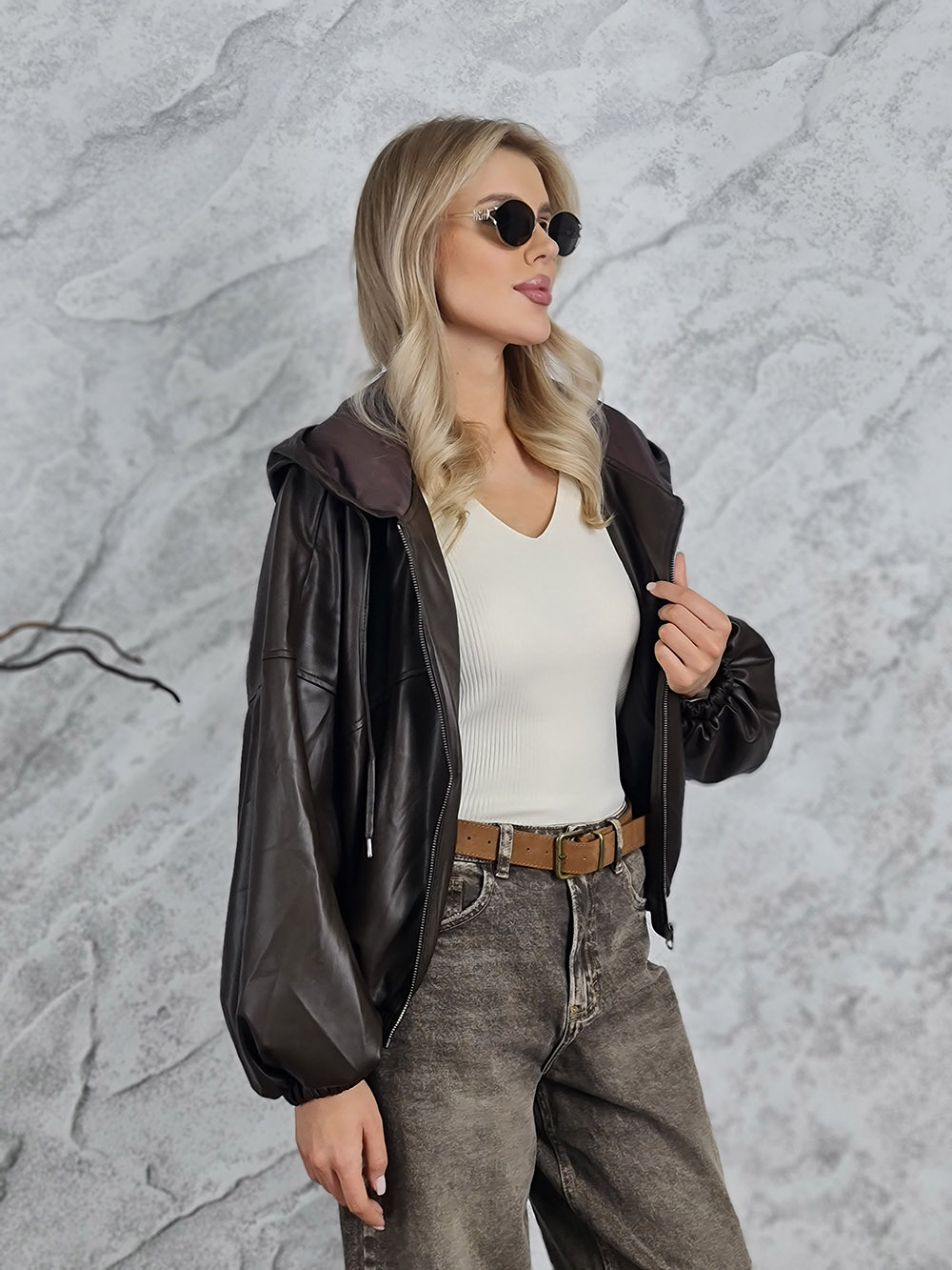 Бомбер Imperial с капюшоном шоколад, фотография №3