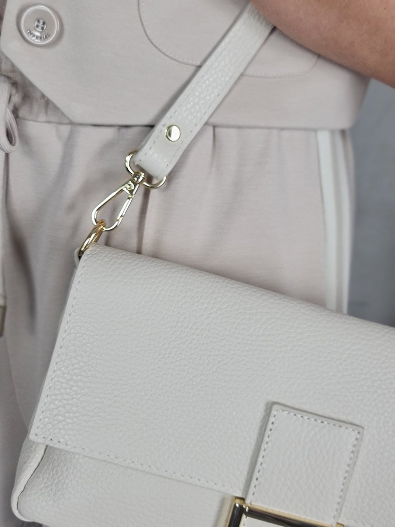 Сумка My Little Italy с золотой деталью бежевая , фотография №3