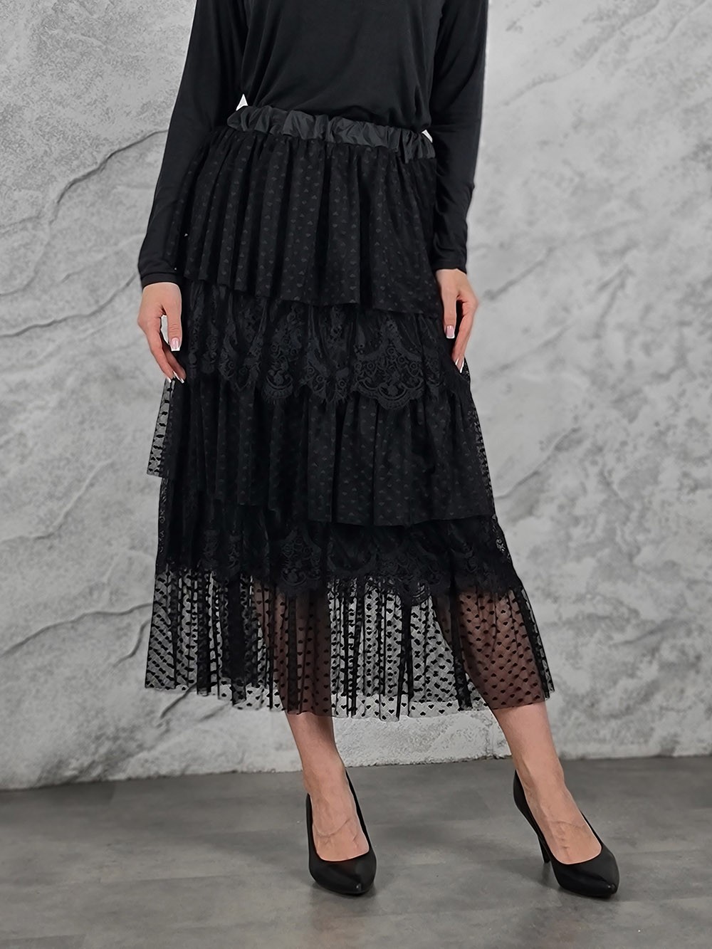 Юбка фатиновая в горошек с ремнем черная, фотография №2