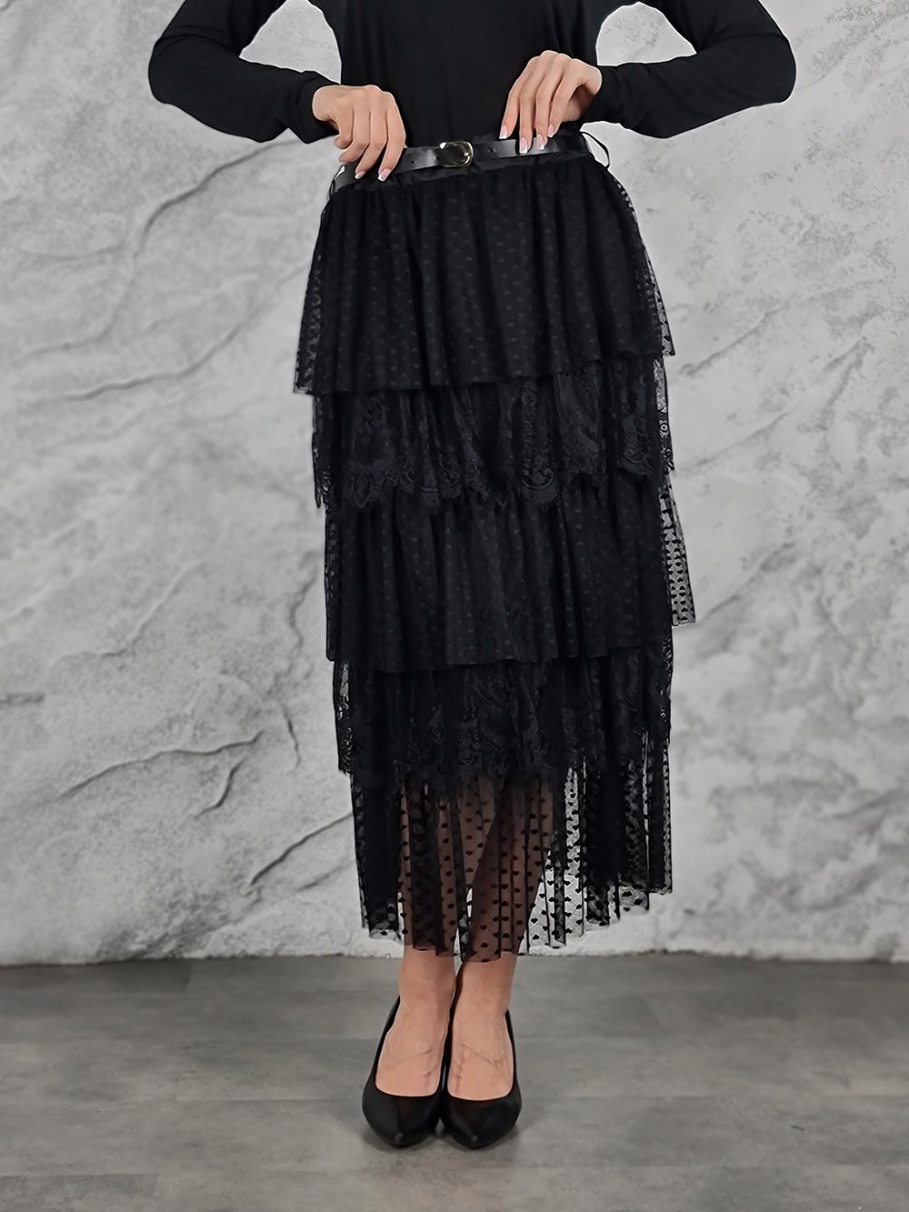 Юбка фатиновая в горошек с ремнем черная, фотография №1