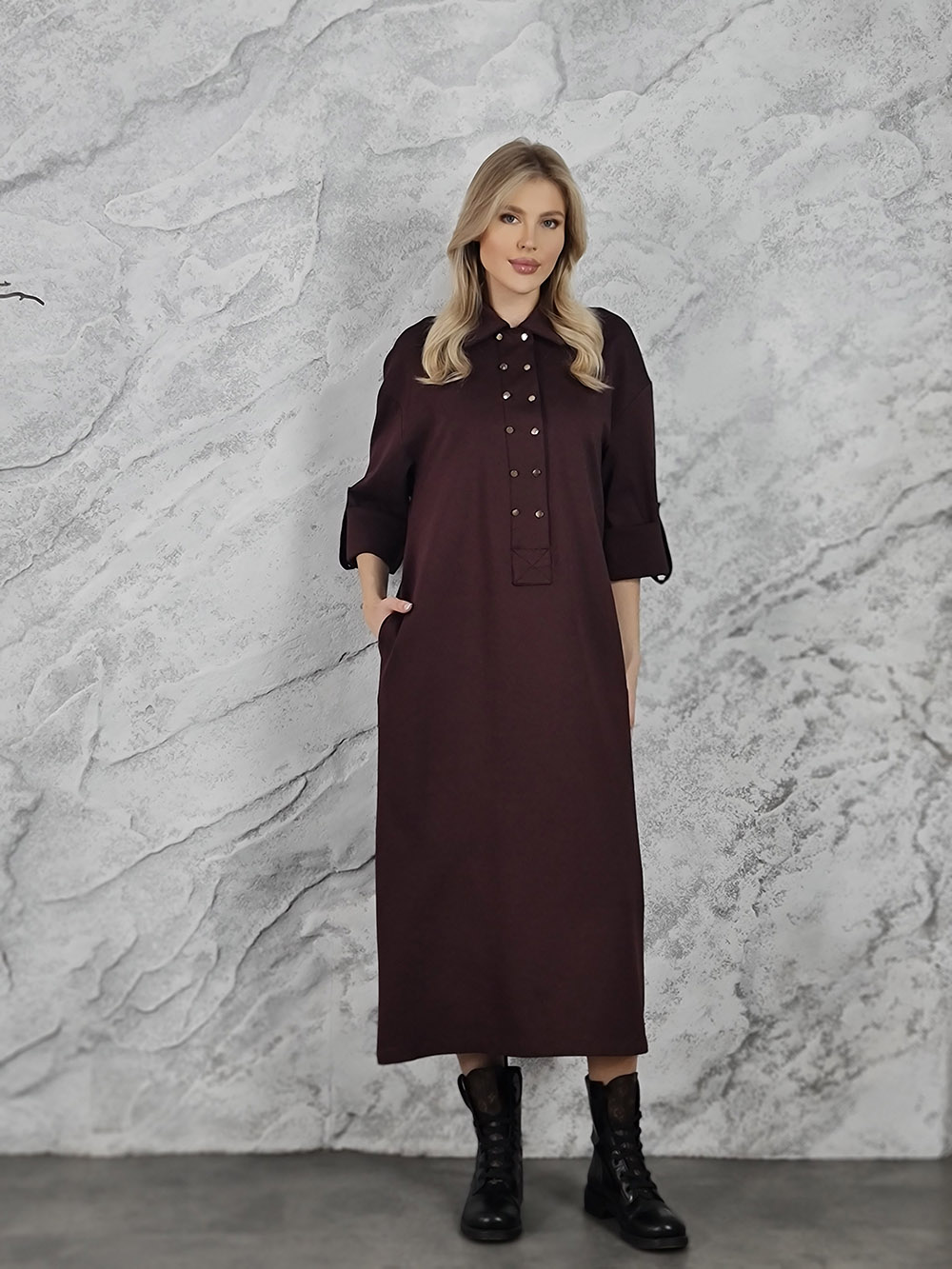 Платье CLOTHÉ прямое рукав 3/4 золотой декор бордо, фотография №1