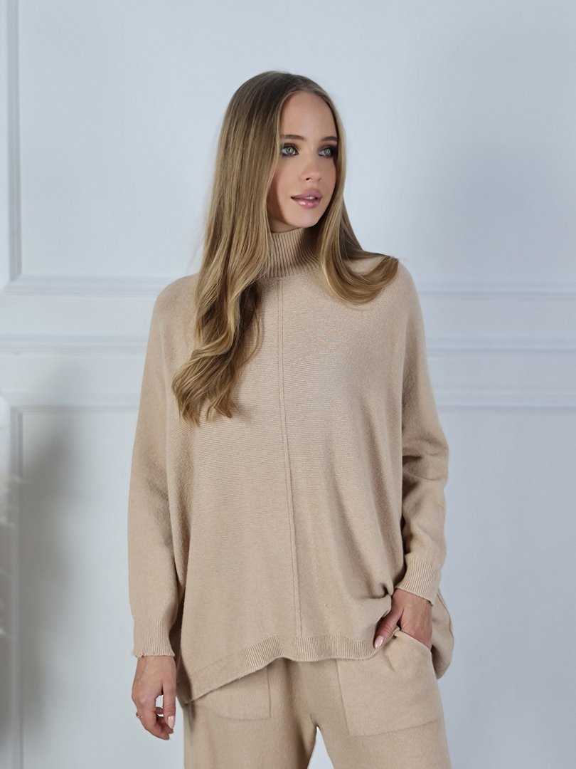 Костюм J&J свободный джемпер и брюки клёш песочный, фотография №5