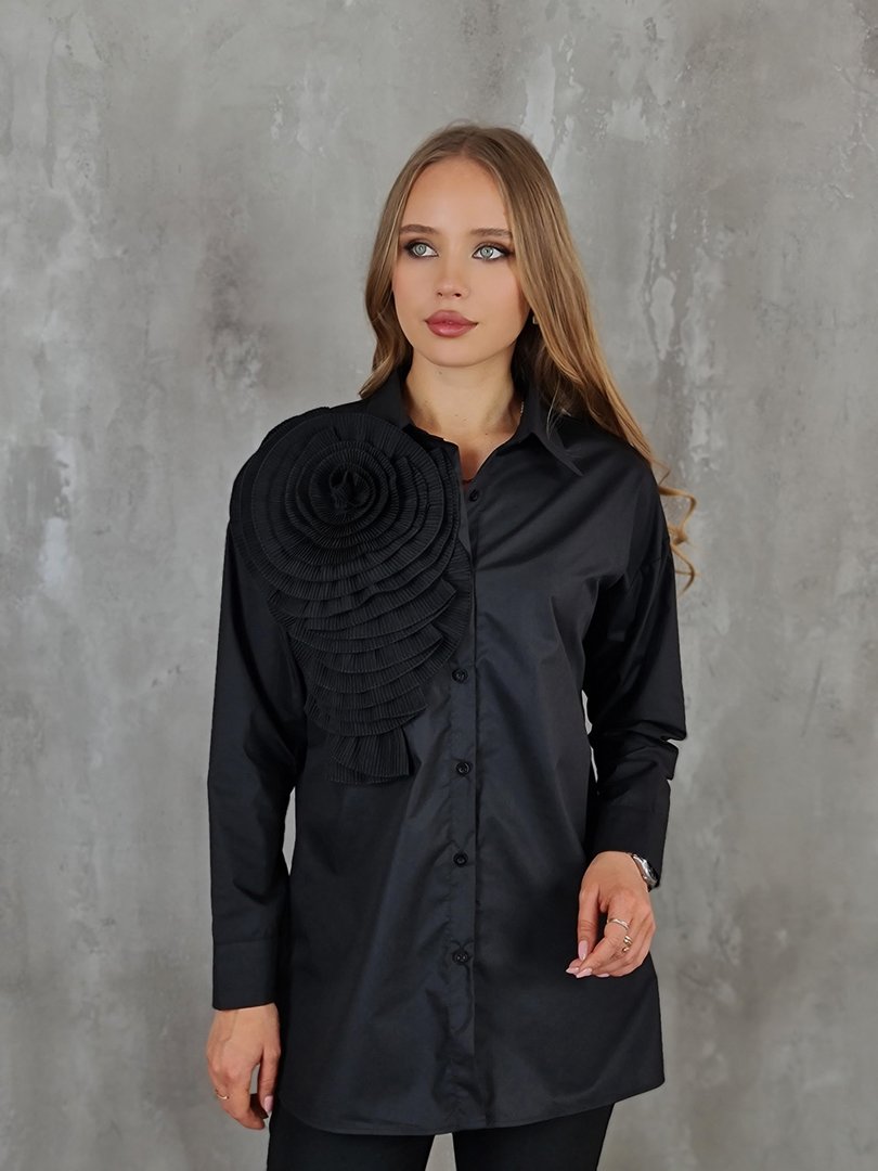 Рубашка MOCHY с большим цветком и завязками на шее черная, фотография №4