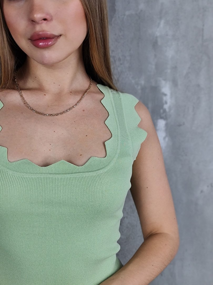 Топ MOCHY с геометрическими вырезами на бретелях лайм, фотография №3