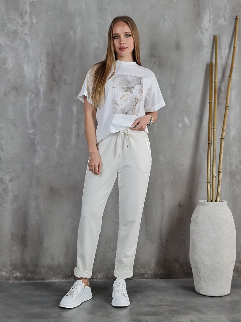 Футболка Imperial принт белые пионы со стразами белая , фотография №2