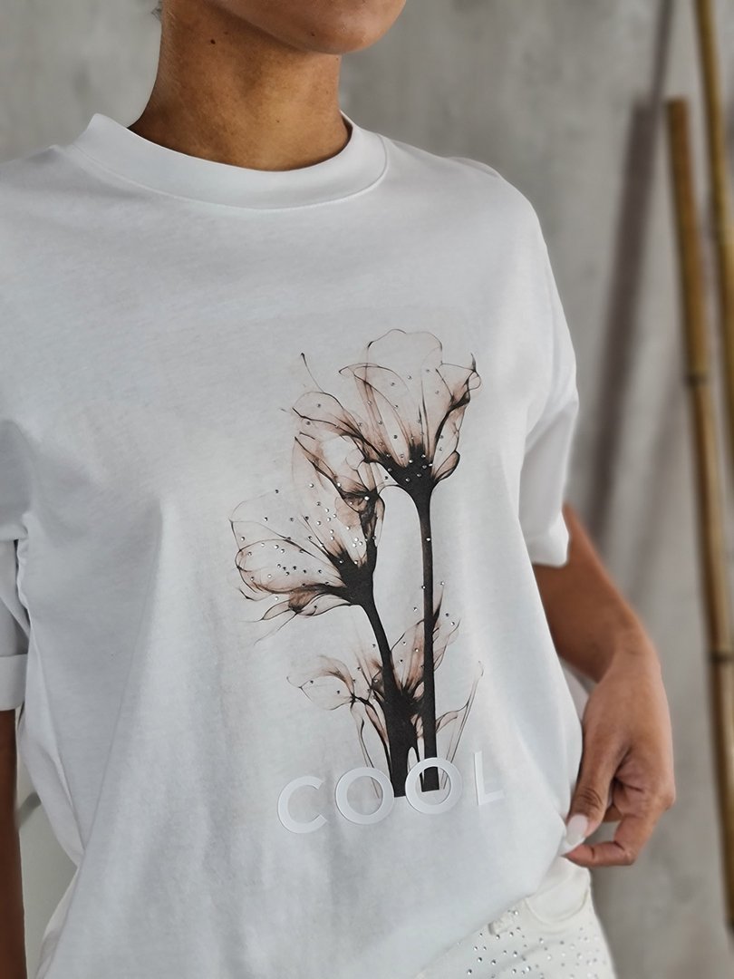 Футболка Imperial принт цветочки со стразами надпись COOL белая, фотография №5