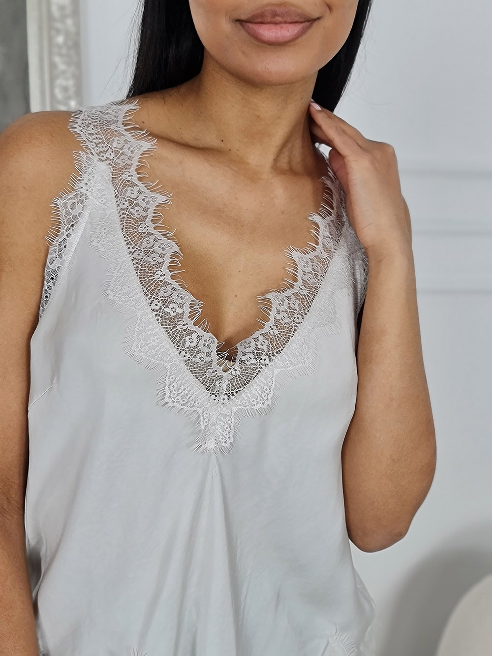 Топ WI&CO с кружевом на тонких бретелях серебрянный   , фотография №4