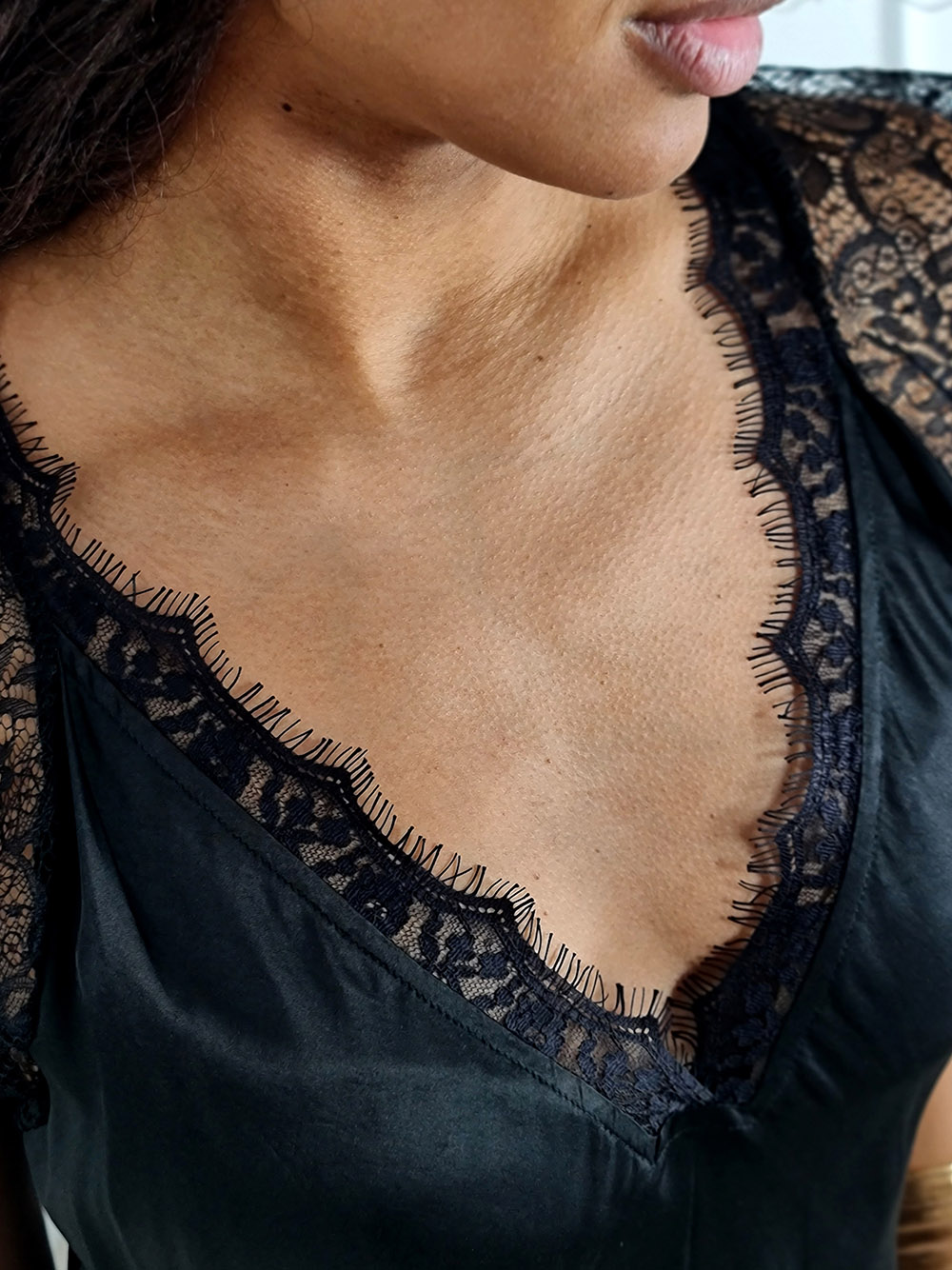 Платье CLOTHÉ длинное с кружевом на рукавах черное, фотография №4