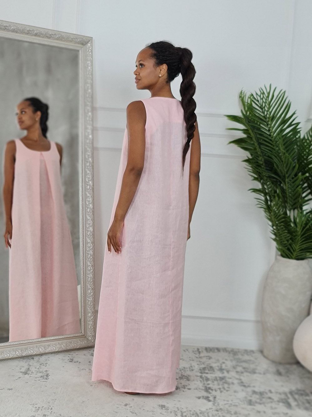 Платье CLOTHÉ льнянное на лямках со швуом на груди розовое, фотография №3