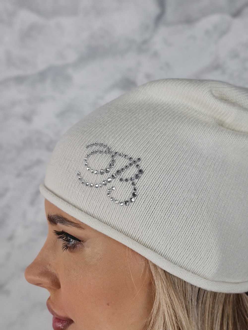 Шапка Blanca "В" кремовая, фотография №3
