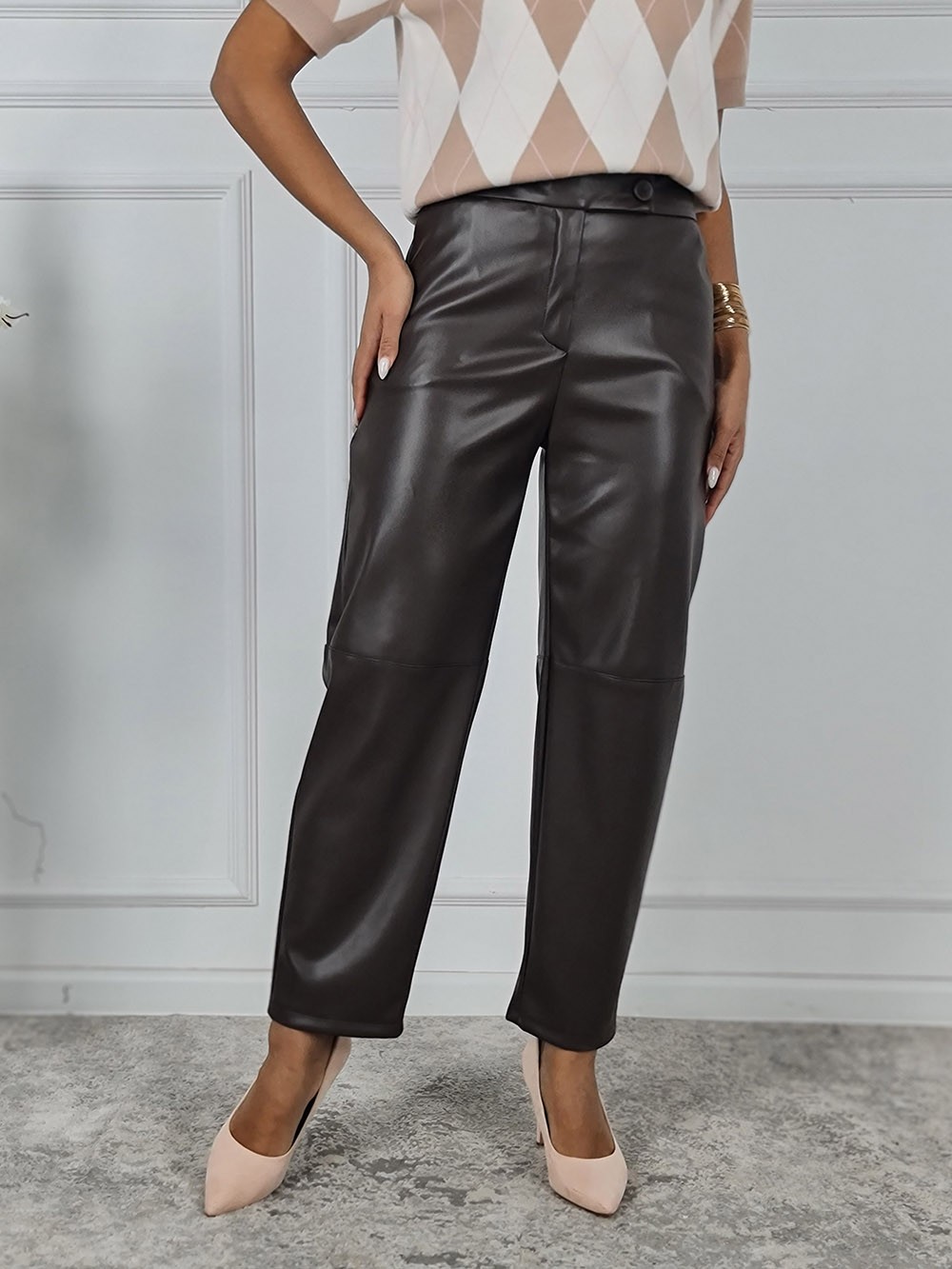 Брюки imperial экокожа на пуговице строчка поперек шоколад, фотография №1