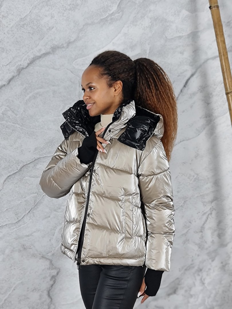 Куртка Monte Cervino с черным капюшоном золотая, фотография №2