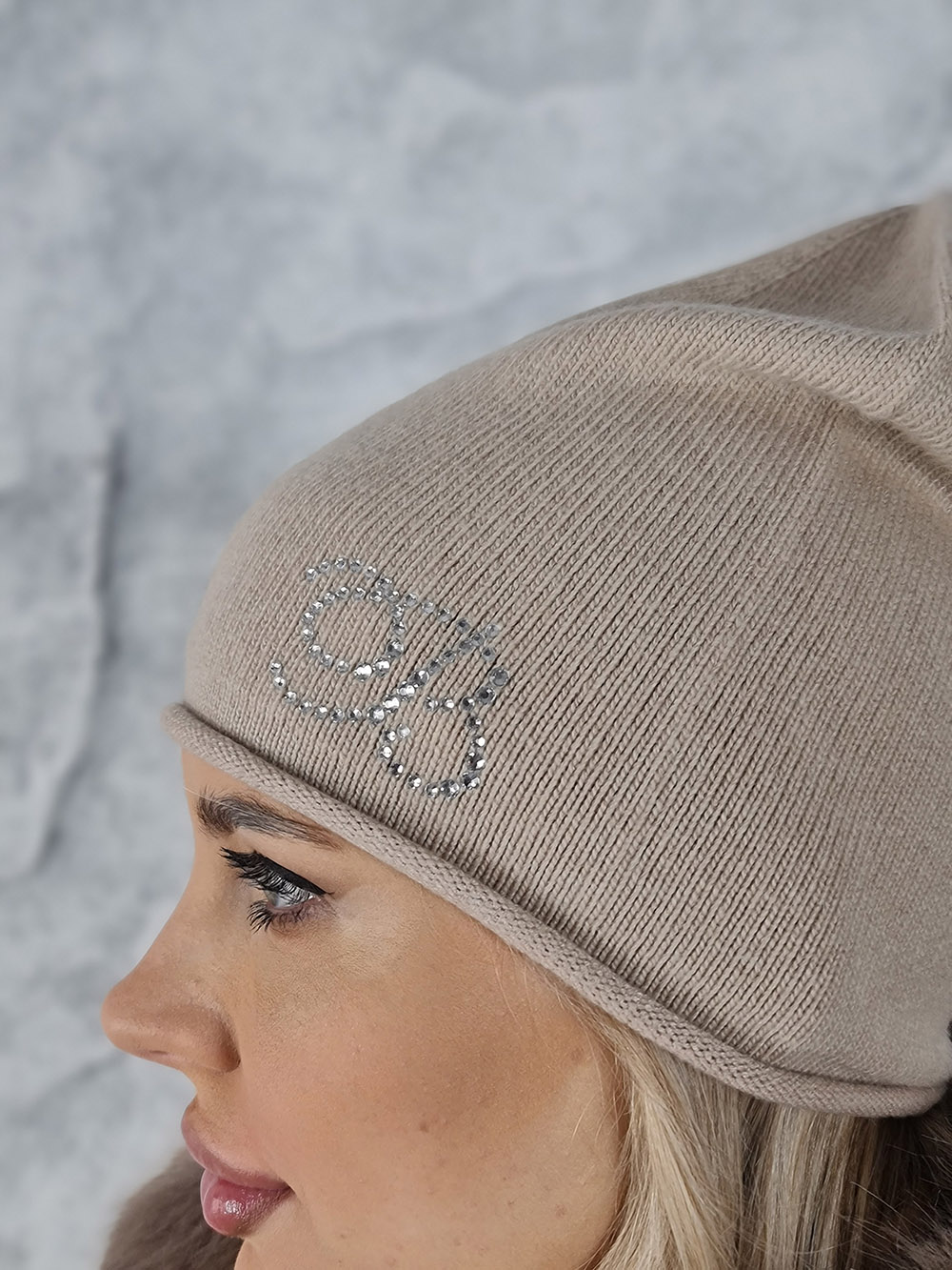 Шапка Blanca "В" бежевая, фотография №4