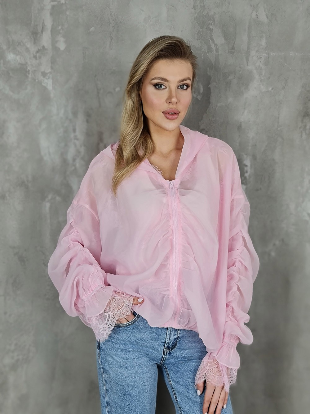 Бомбер MOCHY легкий с кружевами розовый, фотография №1