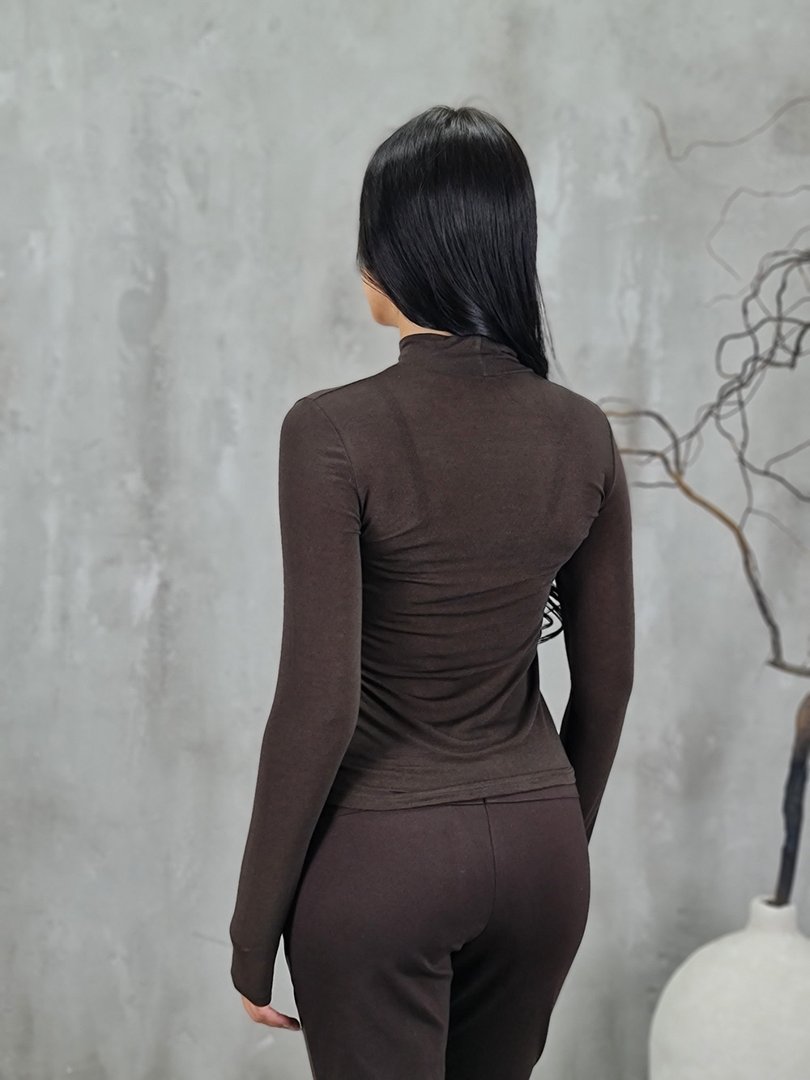 Водолазка Cashmere Blend с кашемиром с низким горлом шоколад, фотография №3