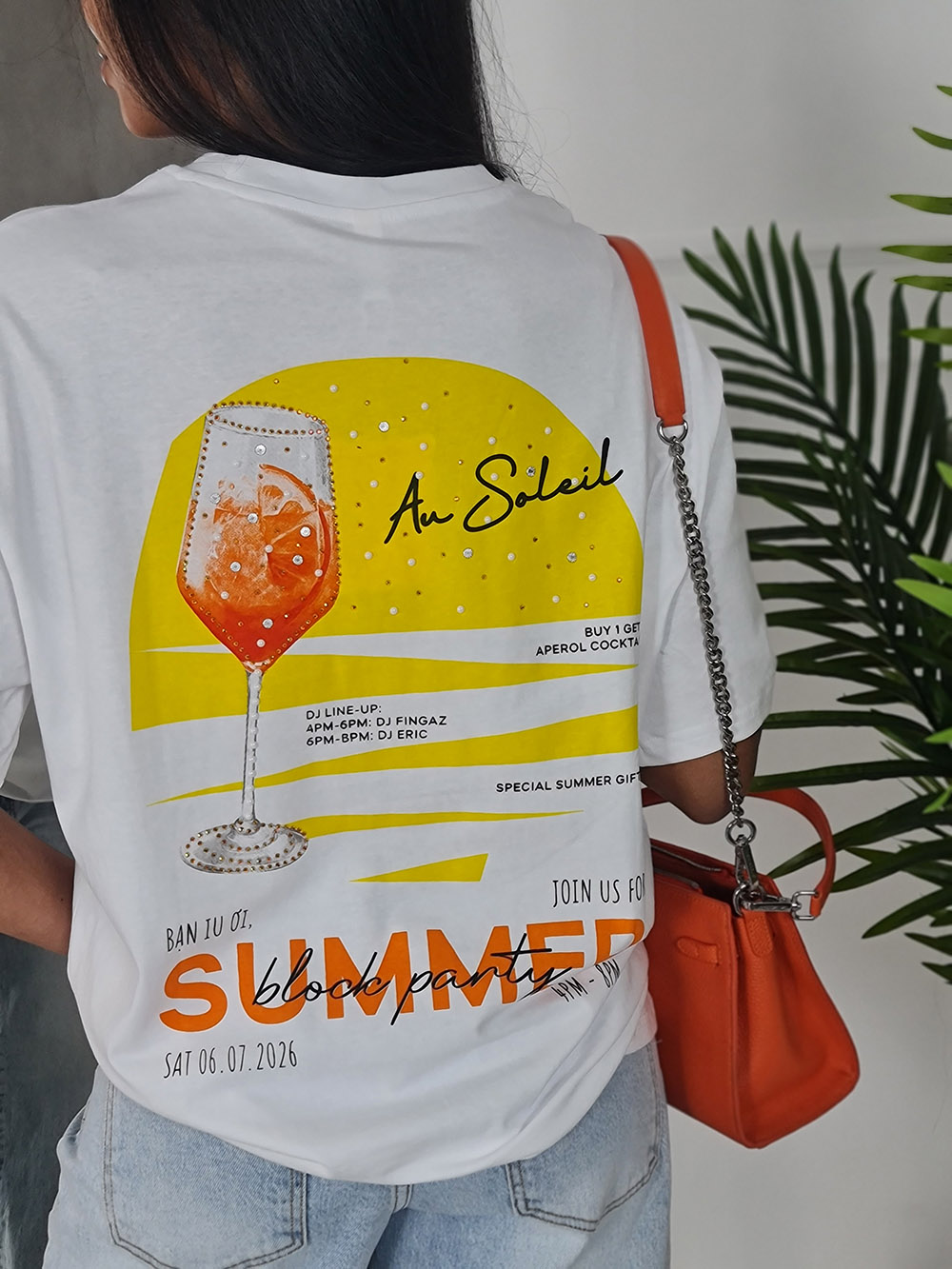 Футболка Y Two с принтом бокала и надписью "SUMMER BLOCK PARTY" белая , фотография №4