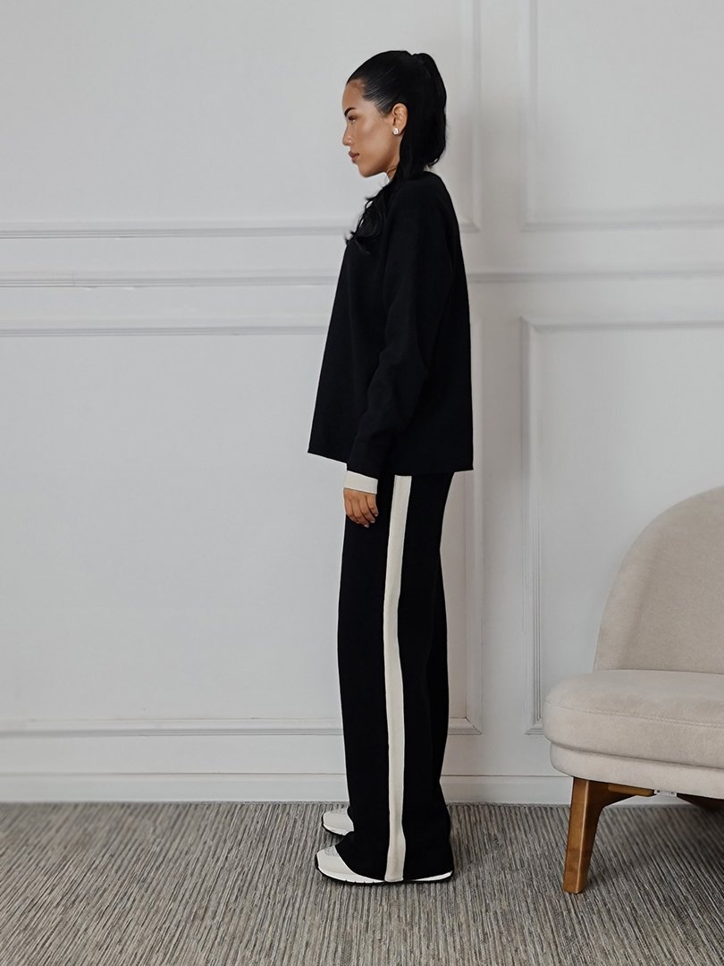 Костюм Lara с белыми вставками черный, фотография №4