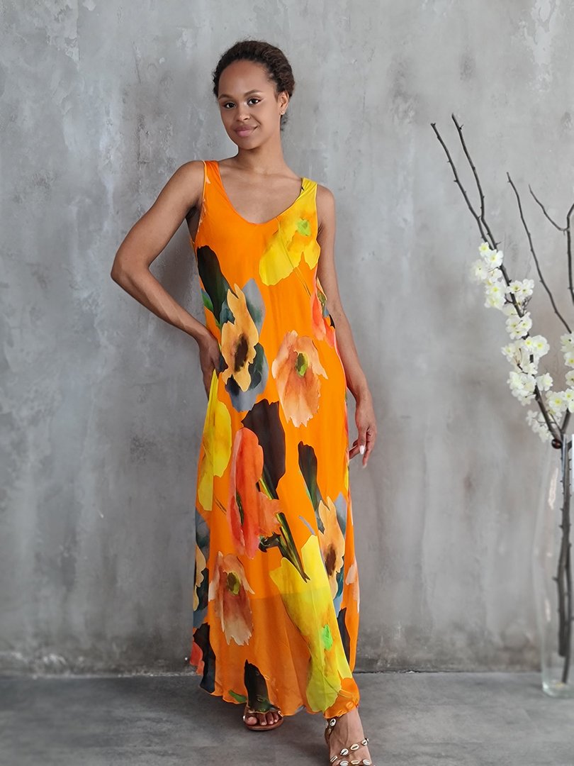 Платье Silk New с цветочным принтом оранжевое, фотография №2