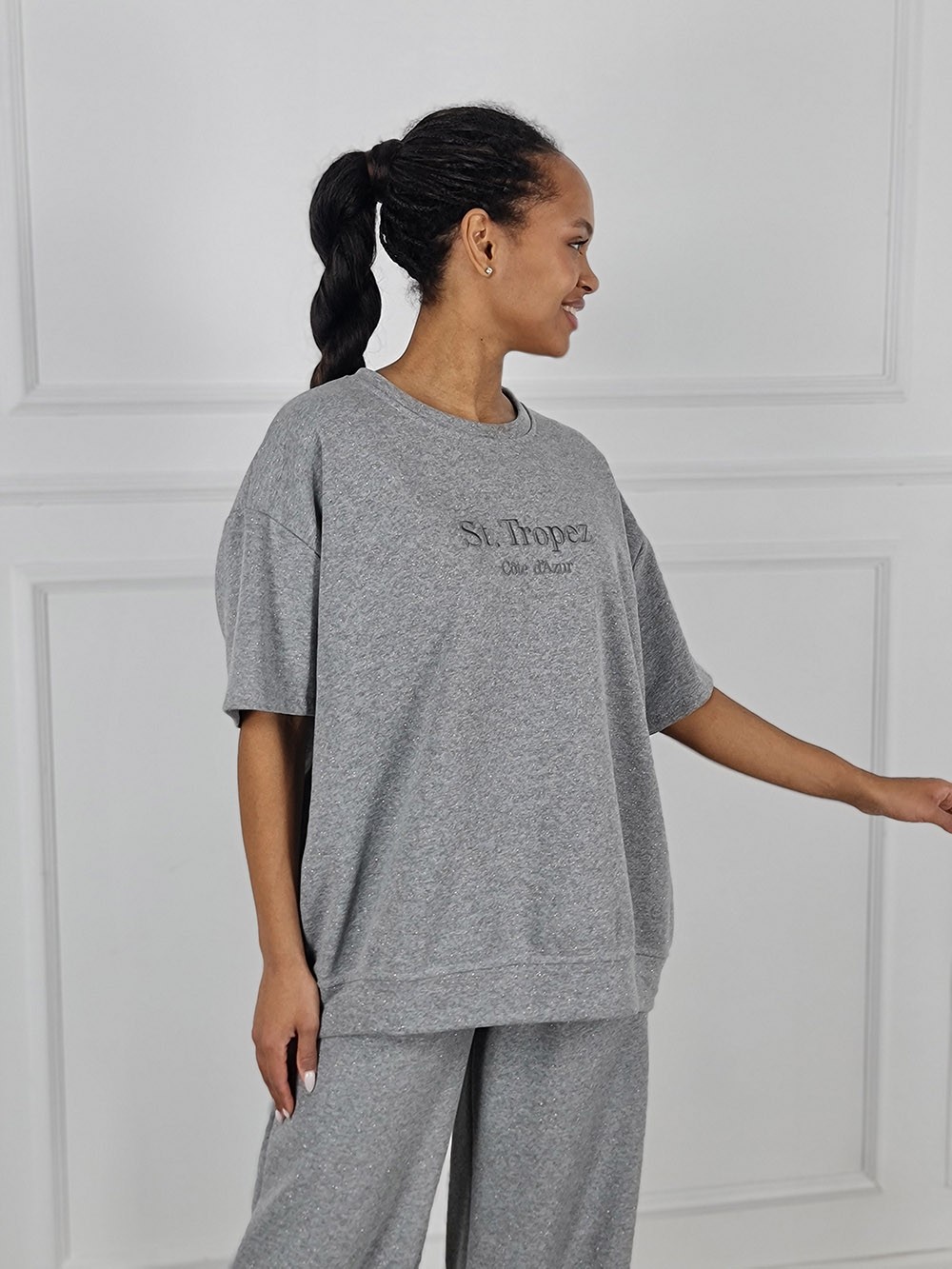 Костюм MOOIJ с блестками футболка и брюки серый, фотография №2