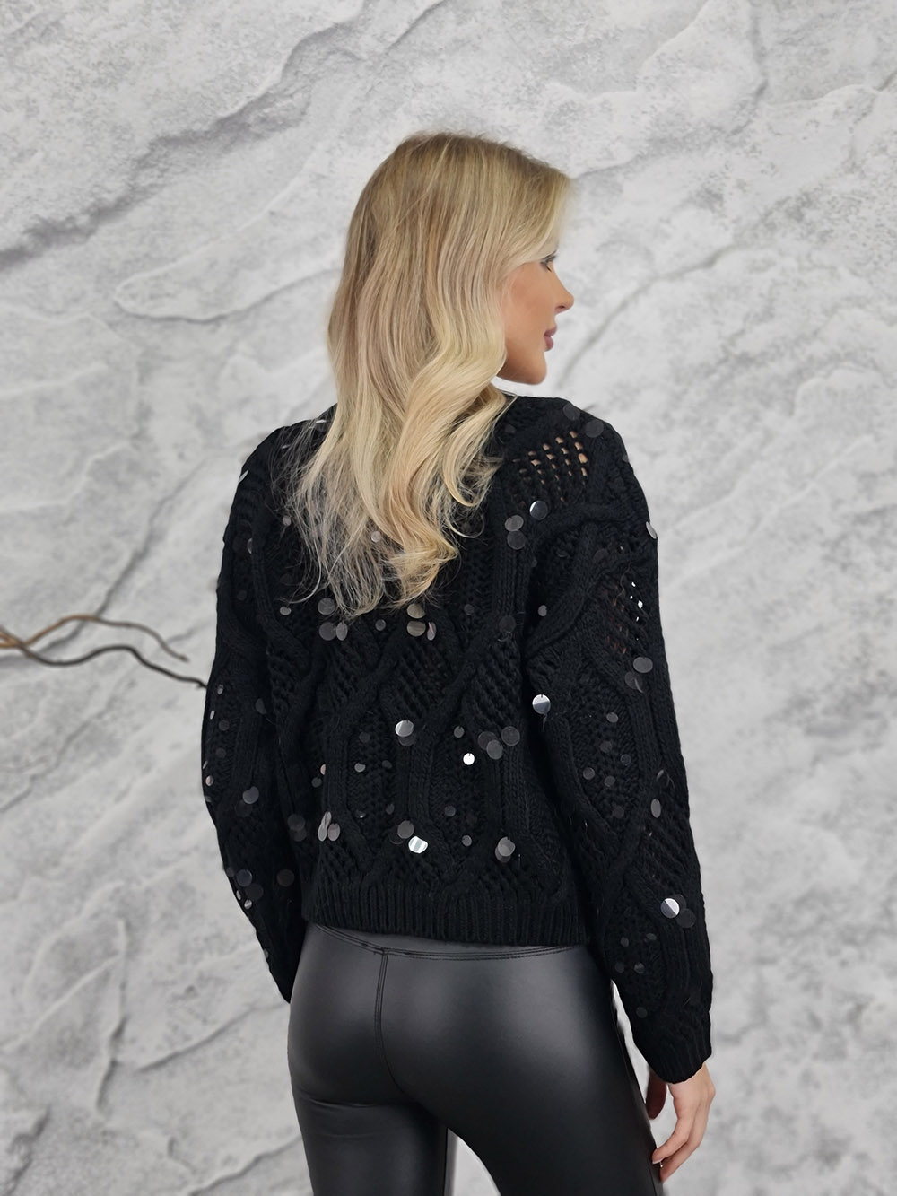 Джемпер Mina&Lora вязаный с крупными пайетками черный, фотография №3
