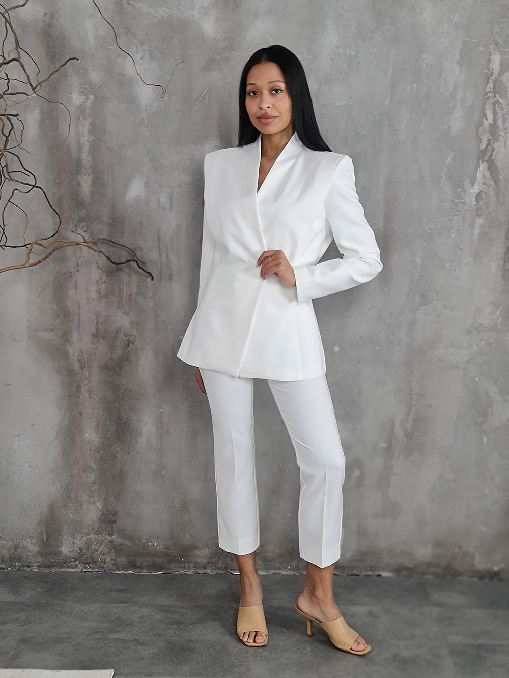 Брюки Imperial классические зауженные к низу на застежке белые, фотография №3