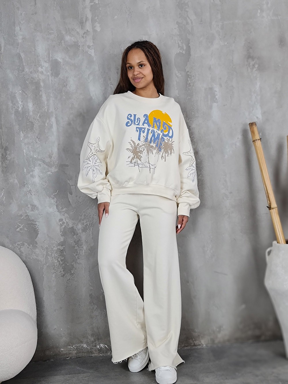 Костюм MIHO'S джепер + брюки солнце с пальмой молочный, фотография №1