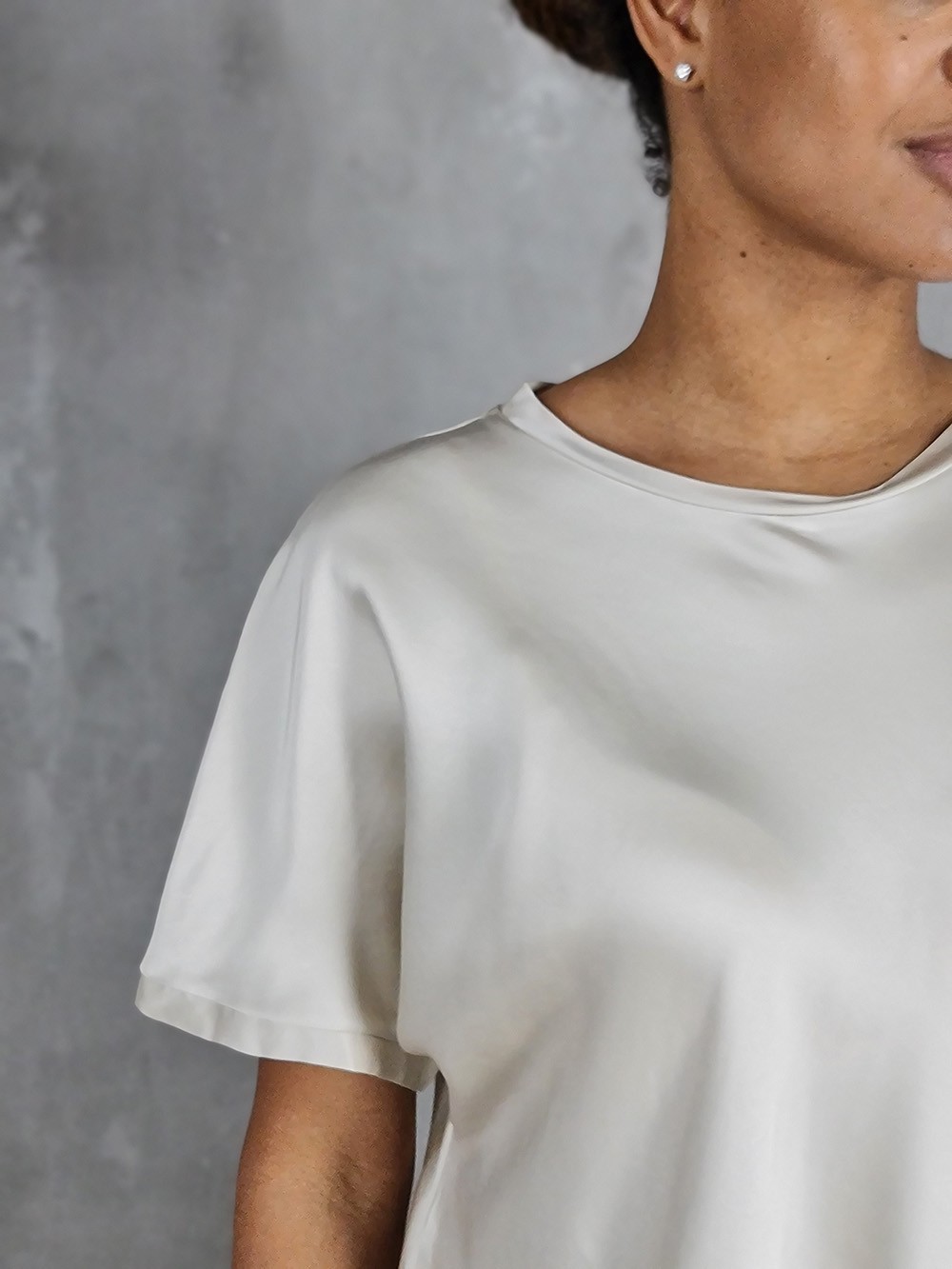 Футболка CLOTHÉ шелковистая вискоза кремовая, фотография №2