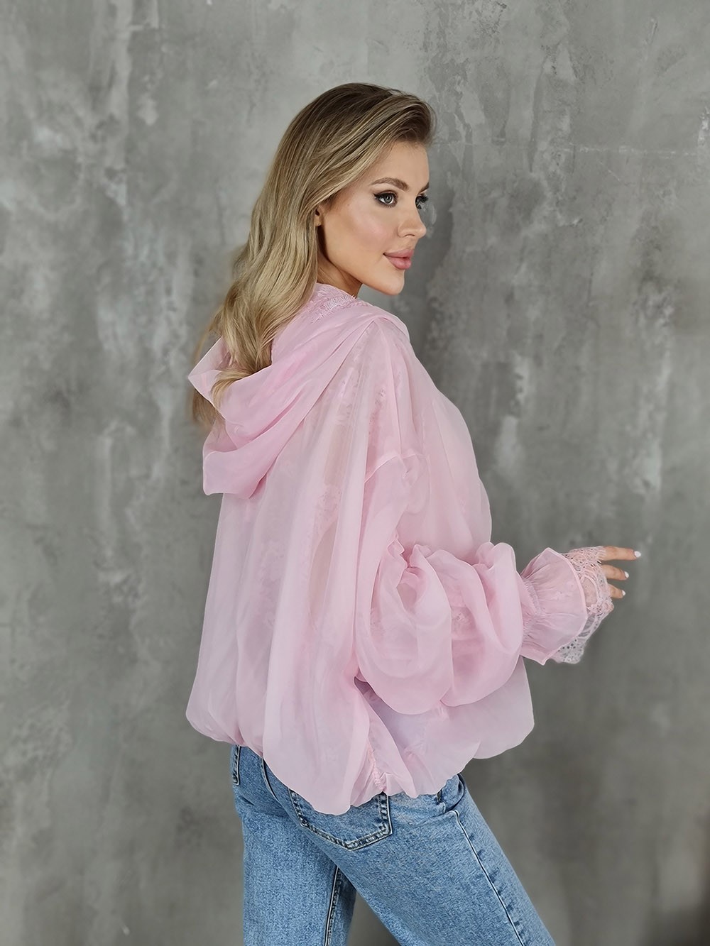 Бомбер MOCHY легкий с кружевами розовый, фотография №2