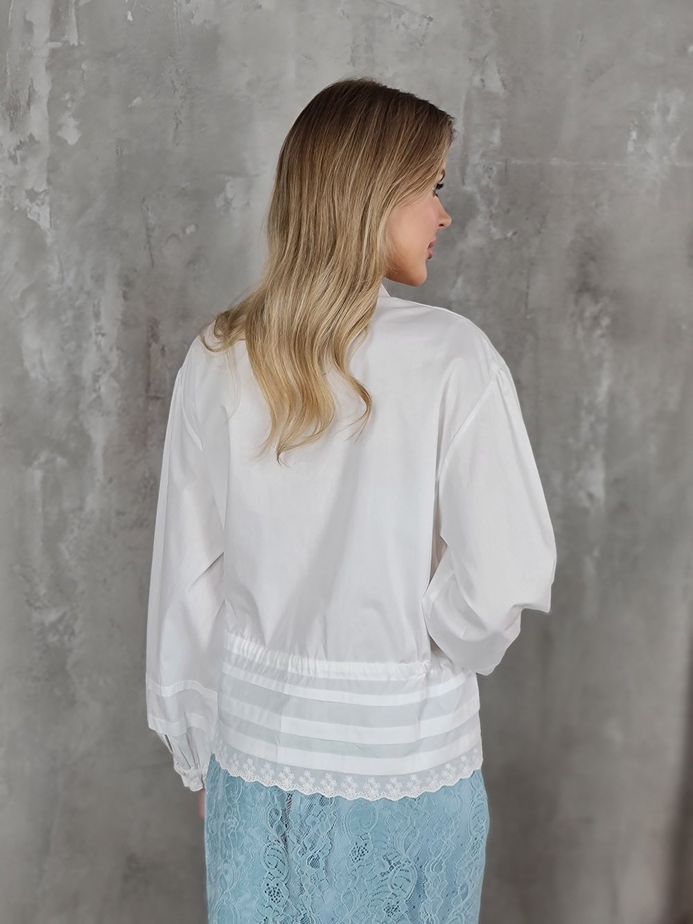 Рубашка LIVAN'S с золотыми сердечками на пуговицах белая, фотография №4