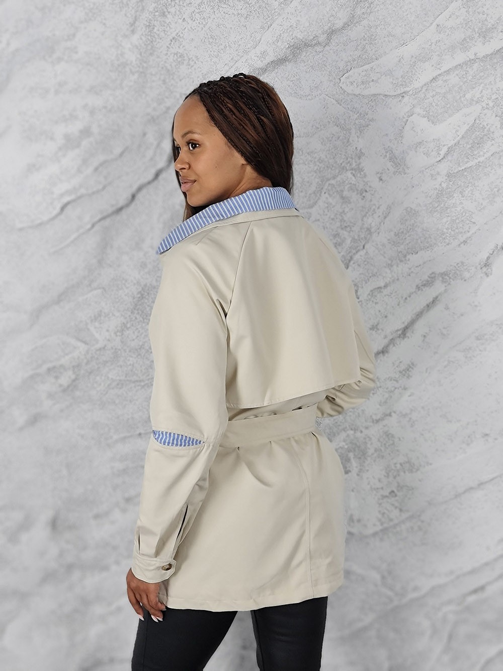 Тренч укороченный Monte Cervino с имитацией рубашки кремовое, фотография №3