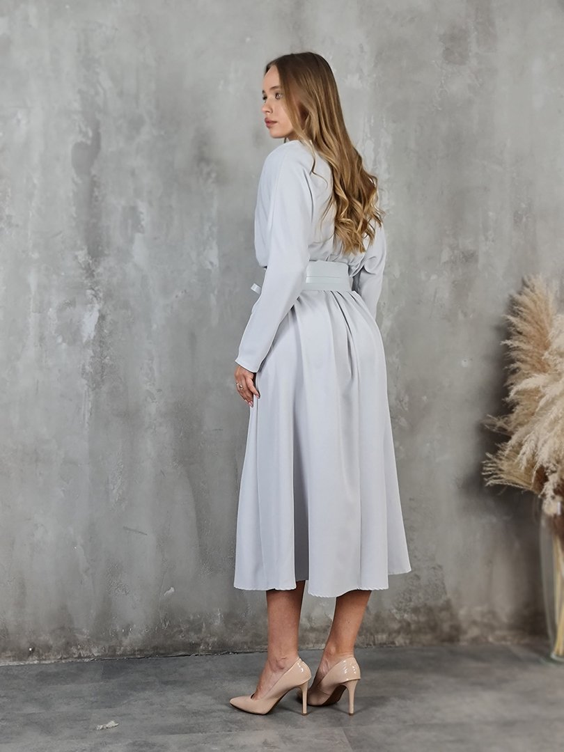 Платье Imperial свободное с широким поясом серое , фотография №2