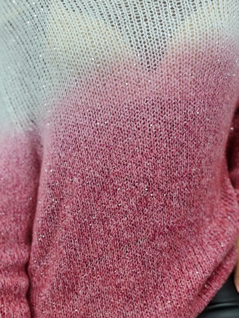 Джемпер Vicolo вязаный с градиентом и пайетками белый, фотография №2