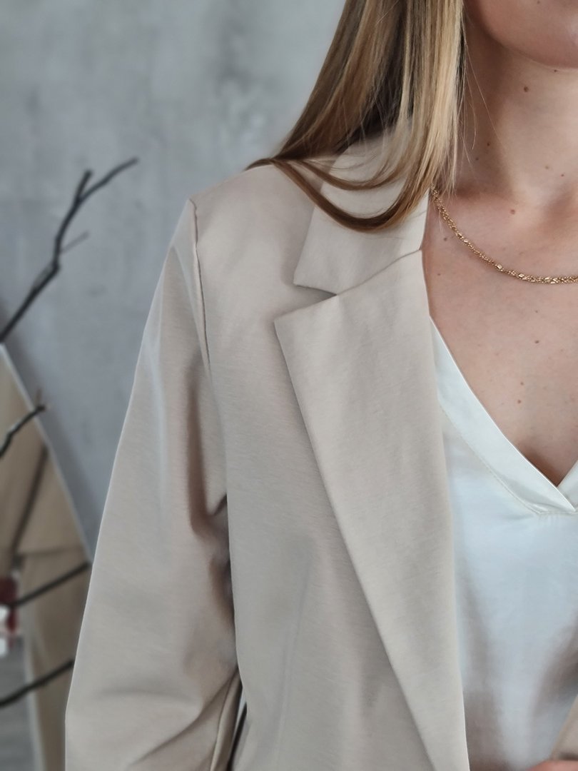 Костюм Naiif пиджак и брюки кремовый, фотография №4