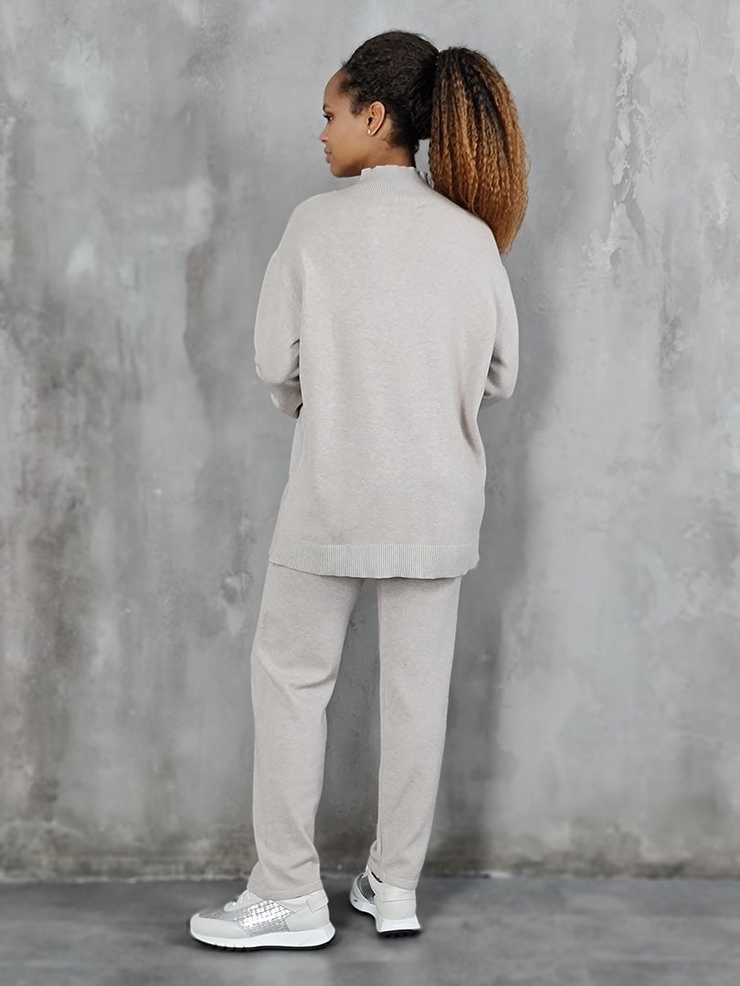 Костюм CLOTHÉ свободный джемпер и брюки кремовый, фотография №3