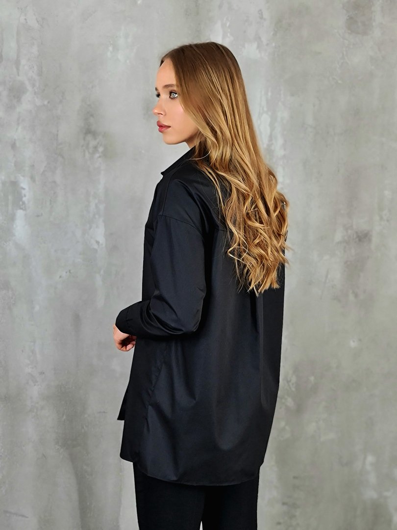 Рубашка MOCHY с большим цветком и завязками на шее черная, фотография №5