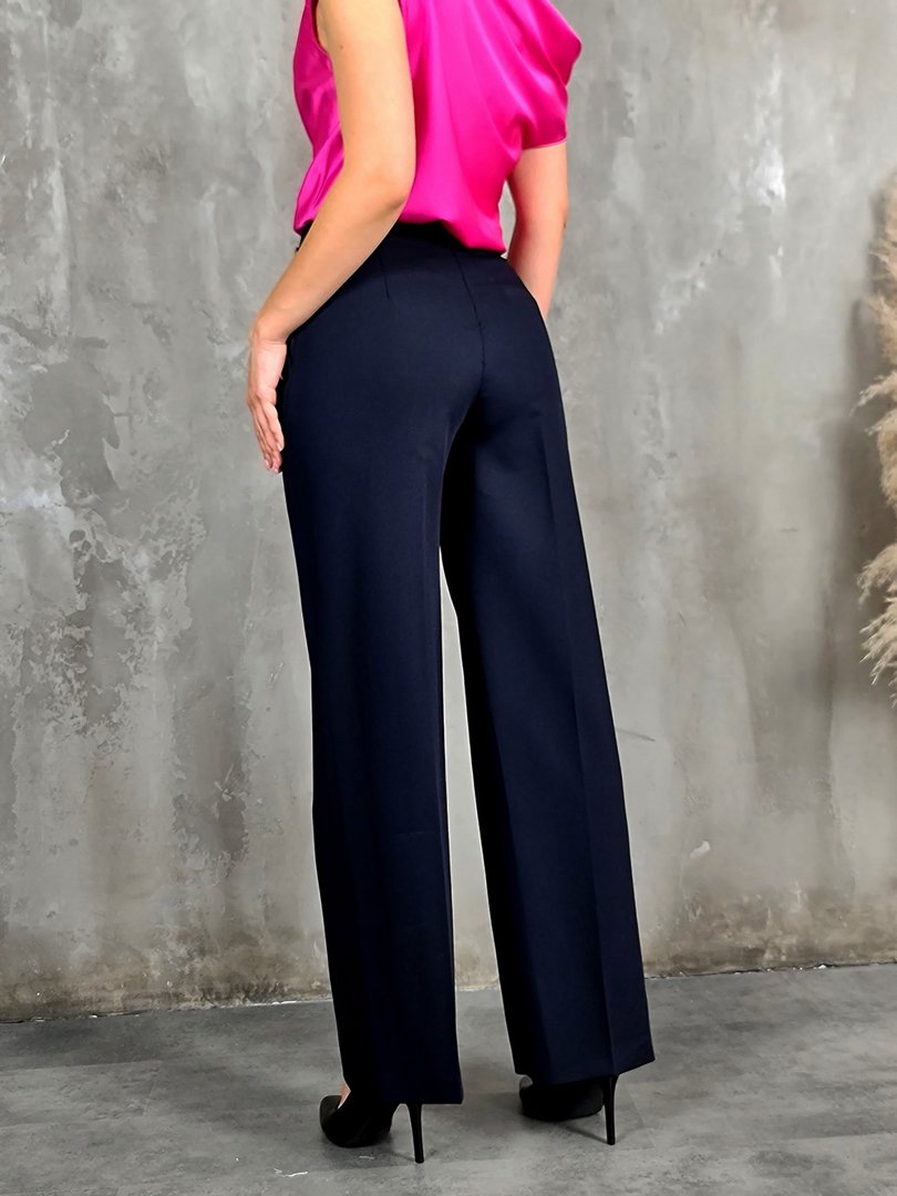 Брюки Imperial с декоративными пуговками на карманах темно-синие, фотография №3