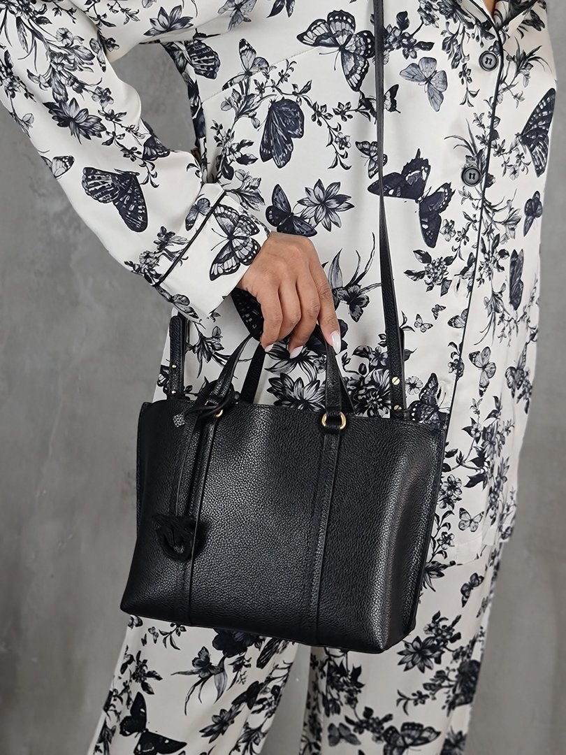 Сумка PINKO с маленькими ручками и ремешком чёрная , фотография №3