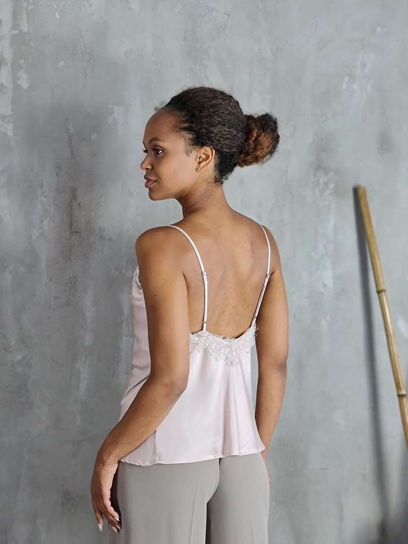 Топ Imperial атласный с кружевом тонкие бретельки пудровый, фотография №3