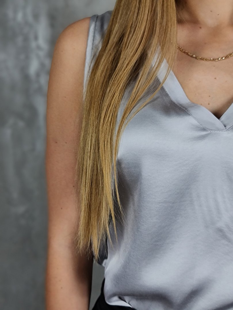 Топ Imperial атласный с V-образным вырезом серый, фотография №5