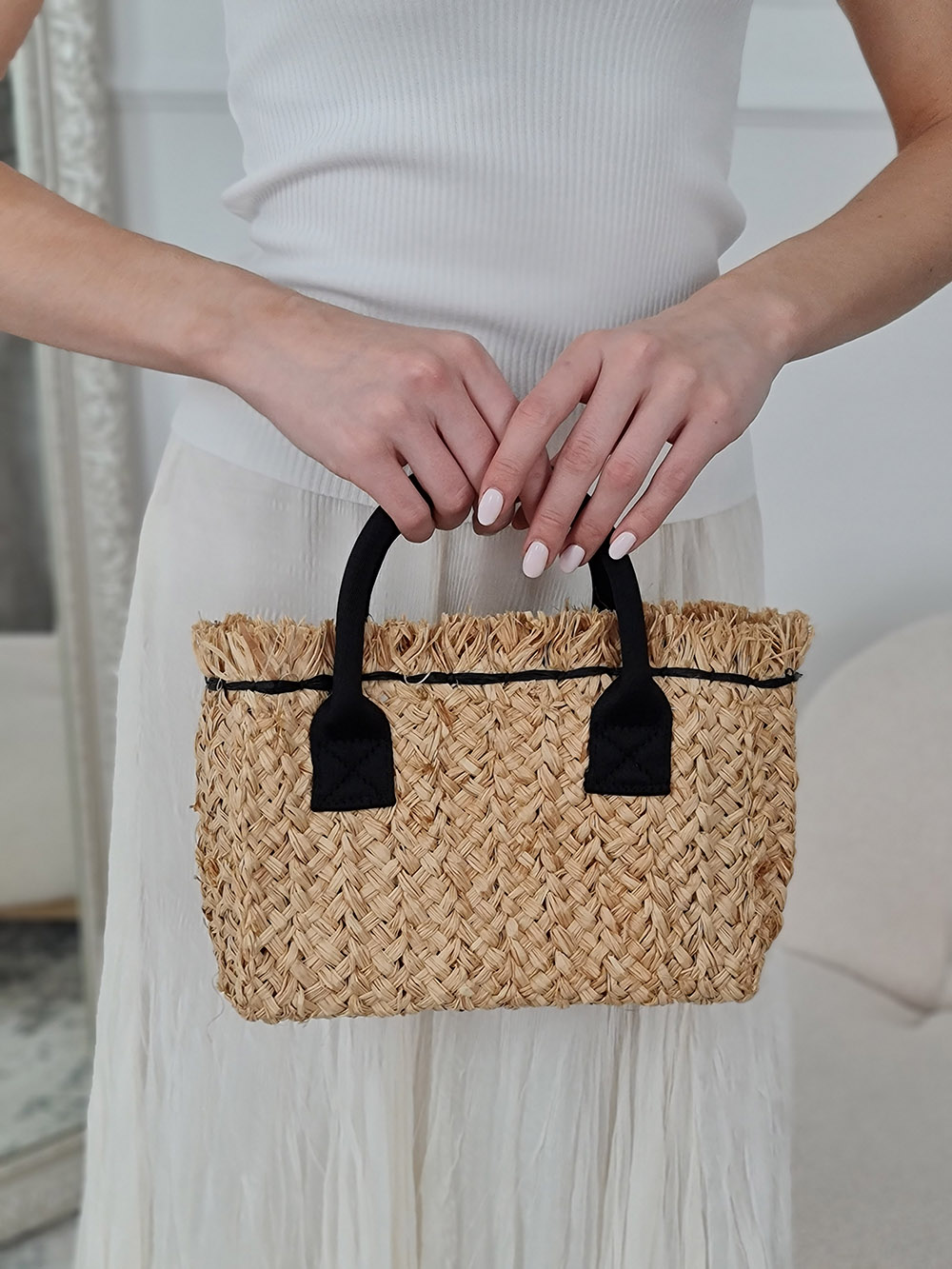 Сумка плетенная карамель с черной ручкой, фотография №1