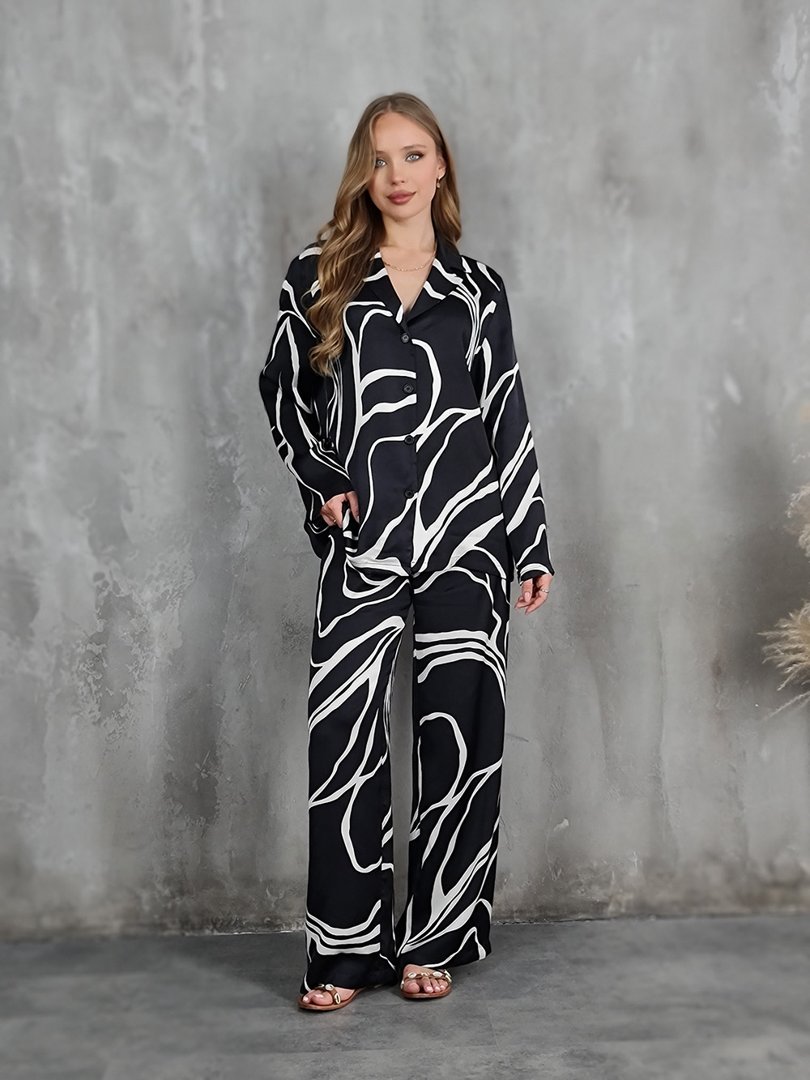 Костюм CLOTHÉ с белым узором черный, фотография №2