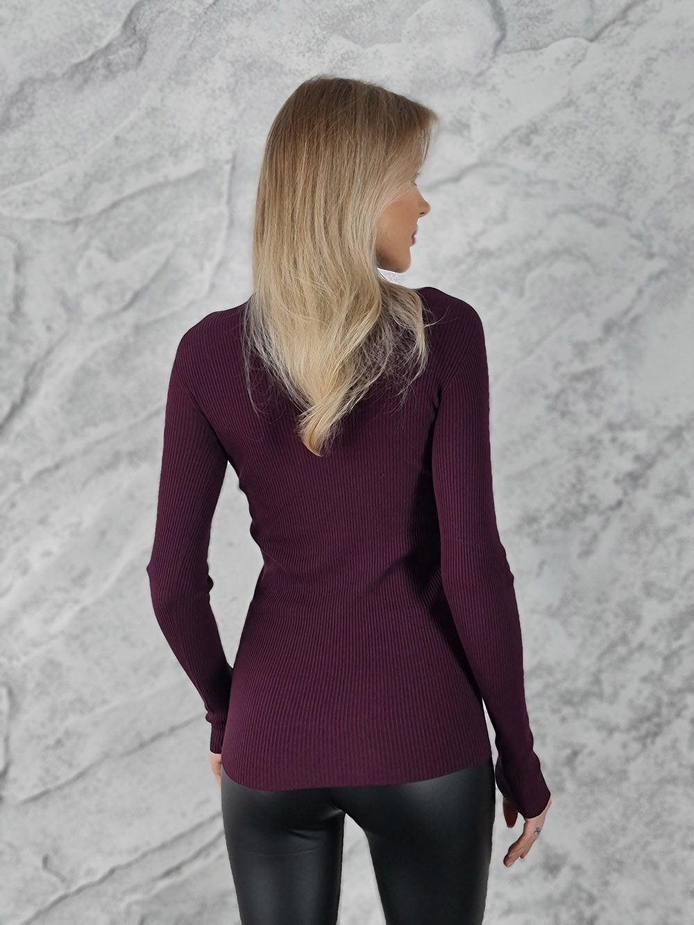 Водолазка Kontatto в рубчик бордовый , фотография №2